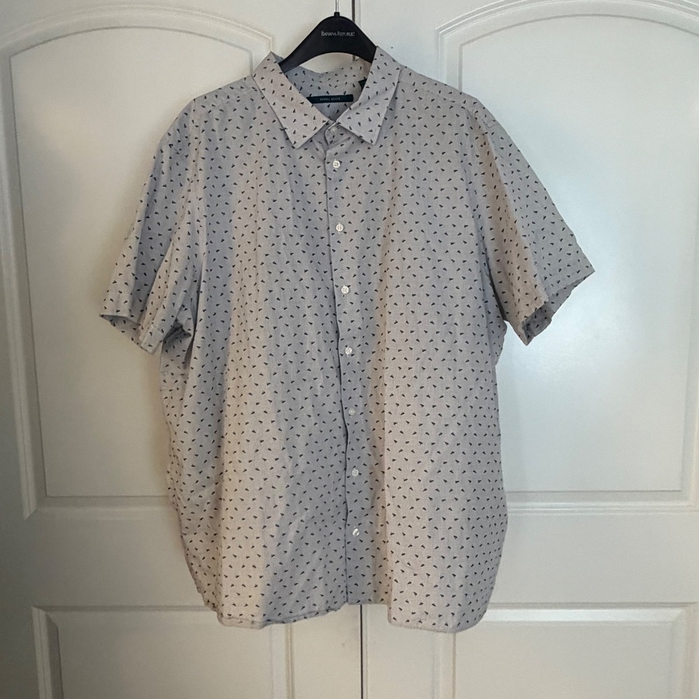 Perry Ellis Mens 3X Short Sleeve Button Down Shirt Paper Airplane Print Gray
